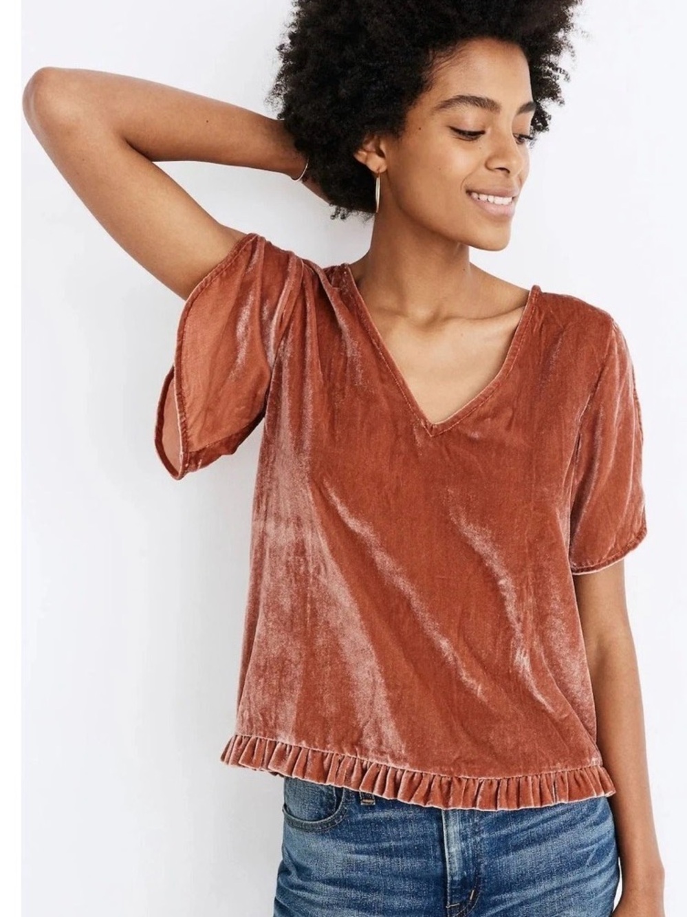 Madewell Velvet Short Sleeve V‑Neck Top with Ruffle Hem Size Medium Blush Salmon